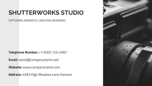 White Simple Photo Capturing Memories Business Card - Pagina 2
