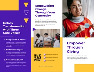 premium  Template: Brochure caritative de bénévolat moderne et lumineuse